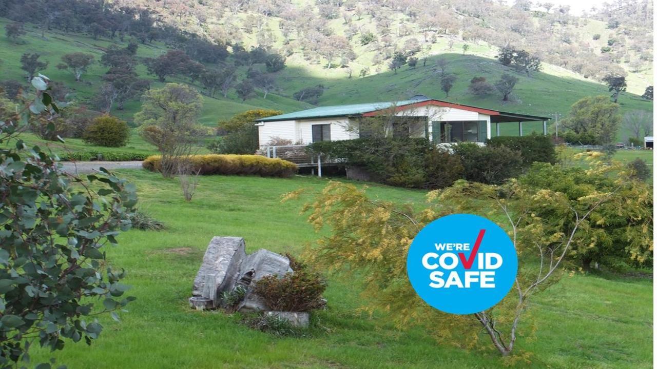 Elm Cottage Tumut Eksteriør bilde
