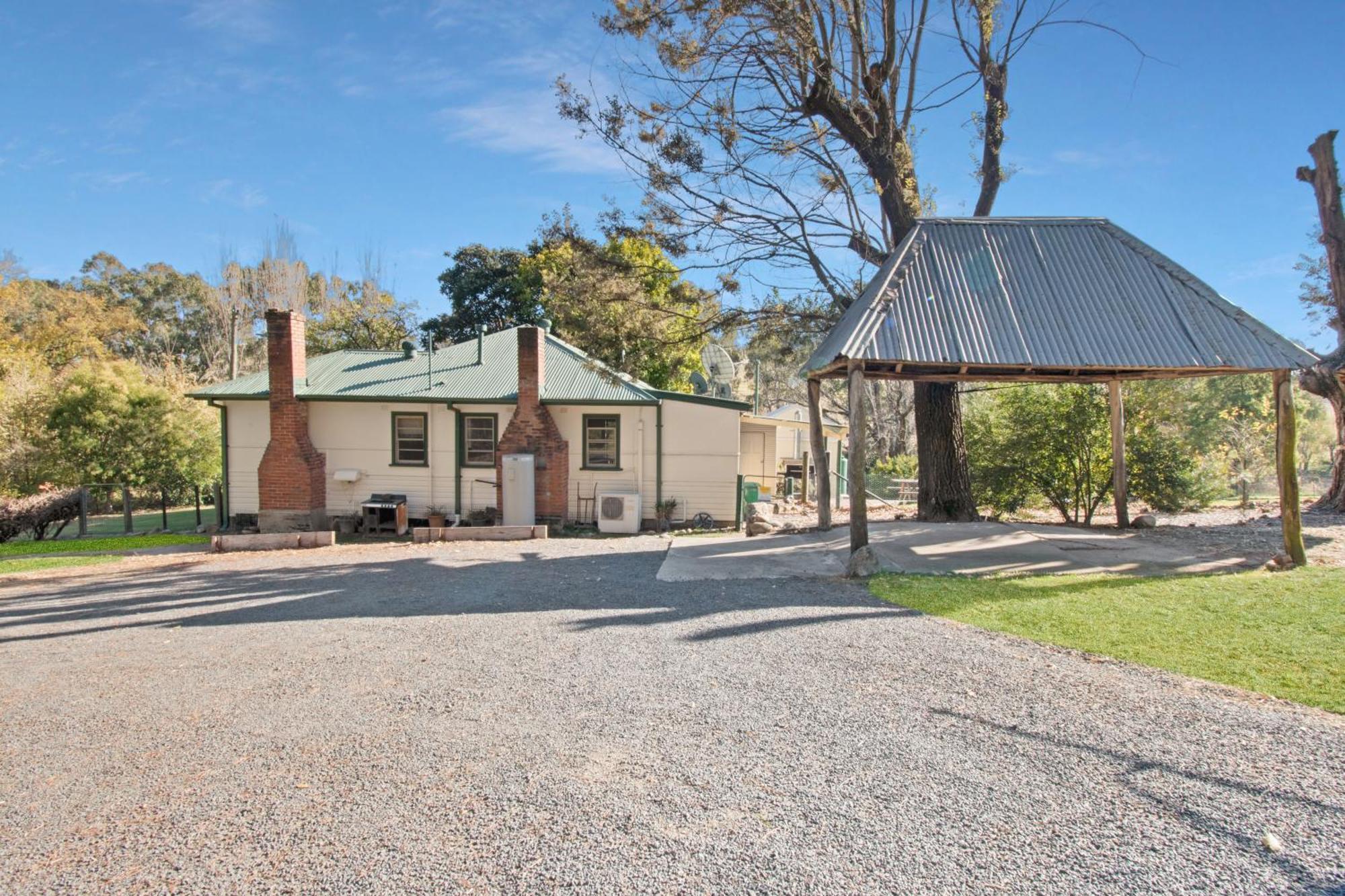 Elm Cottage Tumut Eksteriør bilde